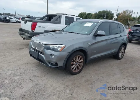 2015 BMW X3 xDrive28I z USA, uszkodzony, nr VIN 5UXWX9C57F0D53640